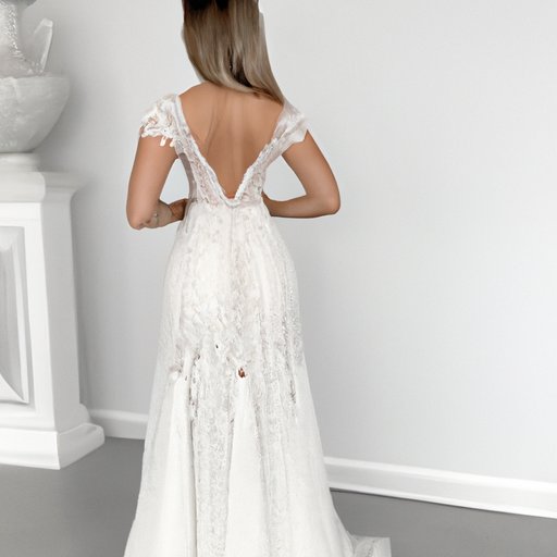 Trends in Line Lace Wedding Dresses for 2021