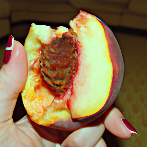 Eating Peaches with Skin: A Delicious Way to Enjoy Summer Fruits