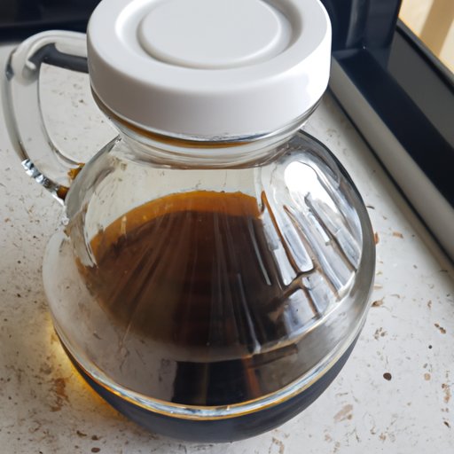 The Right Amount of Vinegar for Cleaning Your Coffee Pot