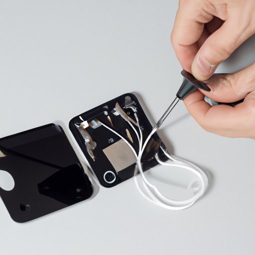 How to Open an iPhone Without Damaging It