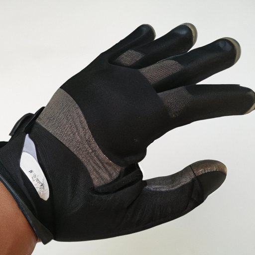 The Benefits of Wearing a Golf Glove on the Right Hand