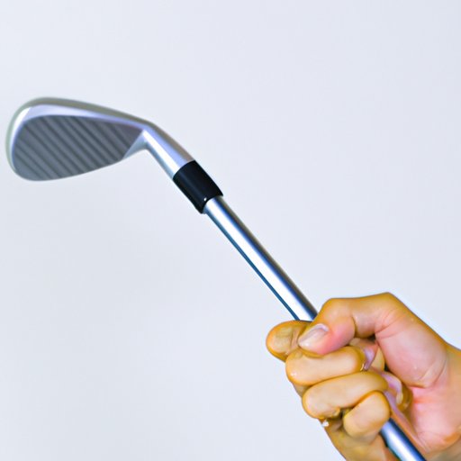 How to Hold a Golf Club: Different Types of Grips and Techniques