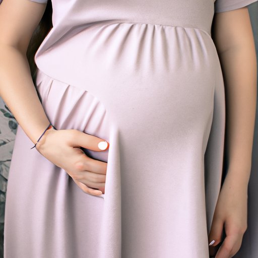 When to Start Wearing Maternity Clothes: A Guide for Expectant Mothers